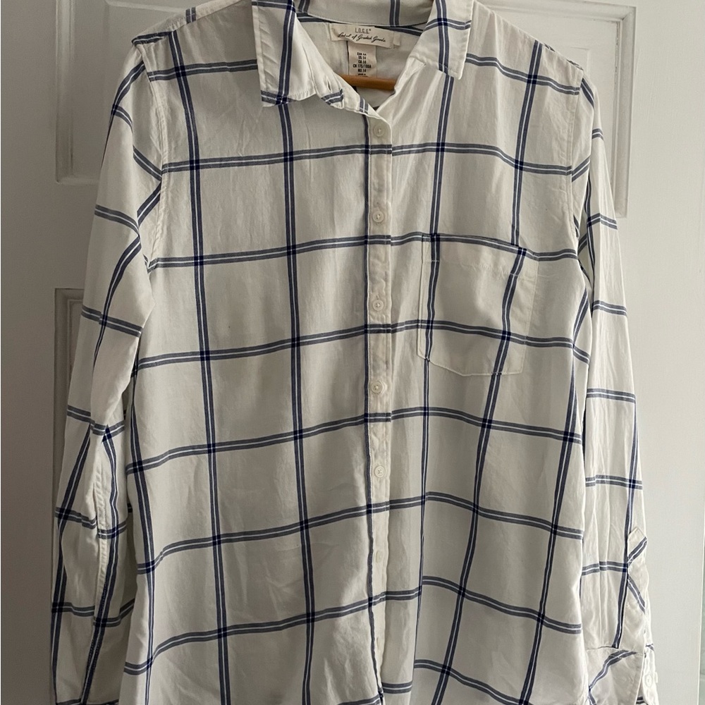 Ladies light weight cotton blouse. So cute with anything you wear!